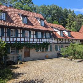 Landquartier Friesenhausen, hótel í Aidhausen