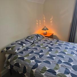 Free Parking WiFi Fresh linens x4, hotel in Hythe
