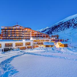 Hochfirst Luxury Mountain Resort, Hotel in Obergurgl