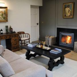 Willow Lodge Cashel- Rock View- 4 bedrooms, 4 bathrooms- Cosy lodge, hotel u gradu Kašel