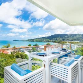 Modern condo with full sea view, 4 min walk to Kamala beach, hotel a Kamala Beach