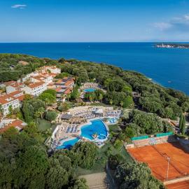 Valamar Tamaris Resort, מלון בטאר