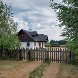 Gospodarstwo Agroturystyczne ŻARNOWIEC, hotel in Dubicze Cerkiewne
