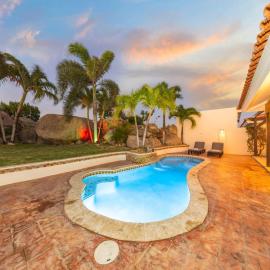 Aruba 3BR Villa with Private Pool, BBQ and Free Parking