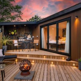 Cegir Escapes, hotel i Darowen