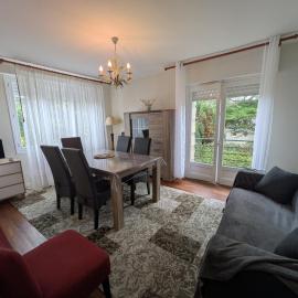 APPARTEMENT SPACIEUX à 60 M DE LA PLAGE location à la semaine du samedi au samedi