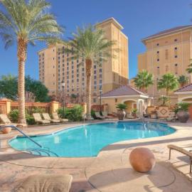 Wyndham Grand Desert- 2BR- Apartment with resort Access, ξενοδοχείο στο Λας Βέγκας