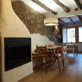 Casa cova de Benifallet, Hotel in Benifallet