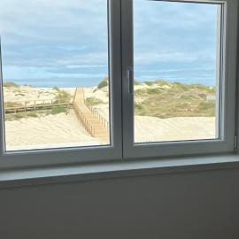 Lux 56 Praia Costa Nova Aveiro, hotel in Costa Nova