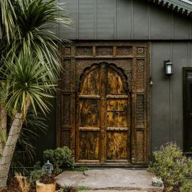 The Temple - Country Farm Retreat, hotel di Launching Place