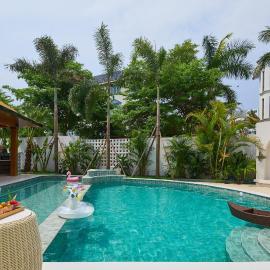 Floral Lux Hotel Lingguo Noble Villa, hotell Beihais