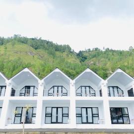 Gayo Belangi Resort, hotel i Tretet