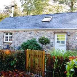 Corner Cottage, hotel in Walton East