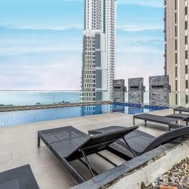 2 BEDrooms with coffee machine,gym,rooftop pool