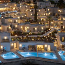 Viesnīca Galaxy Suites Boutique Resort Hersonisā