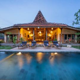 Hita Joglo Villa, hotel in Pemuteran
