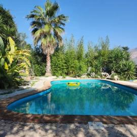 Villa Fortuna - villa 12 posti con piscina, khách sạn ở Itri
