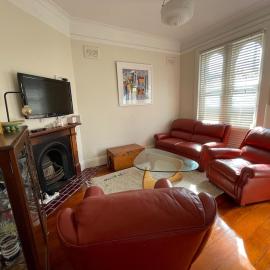 Terrace House near the beach, Hotel in Newcastle