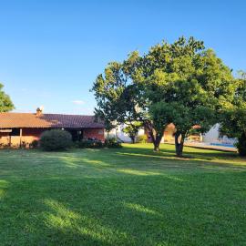 Refúgio com Piscina, Churrasco e Lazer no Campo