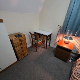 Charming Colchester Room with Garden Views, hotel in Colchester
