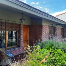 La Casa de Ana - un hogar para compartir, hotel in San Rafael