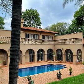 Kloofyard Guesthouse, hotel in Pretoria