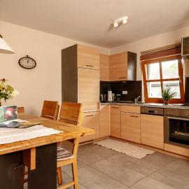 5 Sterne Ferienwohnung Tulpe Dienberger Hof, hotel in Untergriesbach