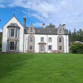 Hillside House, hotel in Dunfermline