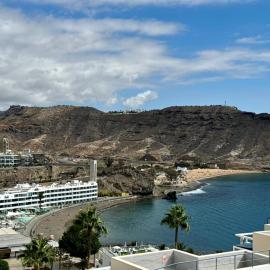 playa del cura apartment with terrace, hotel a Mogán
