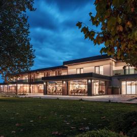 Hotel Dunav: Uyluk şehrinde bir otel
