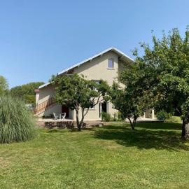 Les Gîtes des Artisans maison calme et spacieuse pour 15 personnes