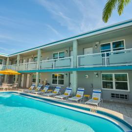 Camelot Beach Suites, hotel din Clearwater Beach