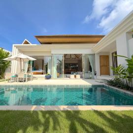 Luxury 3BR Pool Villa near Blue Tree - Bang Tao, hotell i Amphoe Kathu