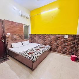 Shri Radha ji Guest House, hotel a Vrindāvan