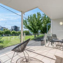 Premium Waterfront Stay, Geelong CBD