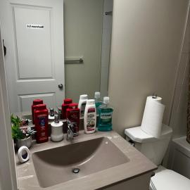 Delly place, khách sạn ở Winnipeg