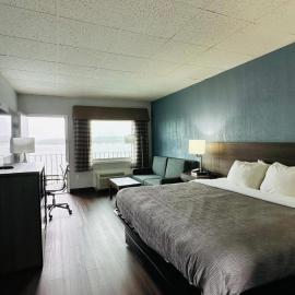 Quality Inn - On The Lake Clarksville-Boydton, hotel in Clarksville