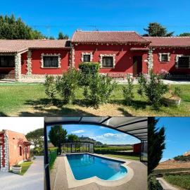 FINCA ENTREVIÑEDOS de Bodegas Marcos, hotel in Peñafiel