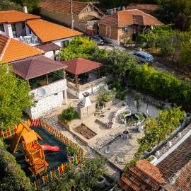 Вила Лонгоз, khách sạn ở Dŭbravino