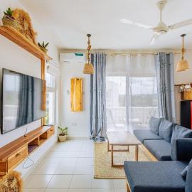 Modern 1 bdrm in Fumba, gr8 for nomads, Karibu!، فندق في Mchamba Wima