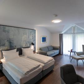 Hotel Hirsch, хотел в Кел ам Рейн