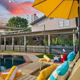 Great home, great location at a great price!, Hotel in San Antonio