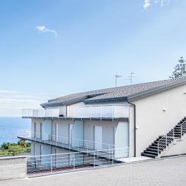 GiuMar Apartments Acitrezza – hotel w mieście Aci Catena