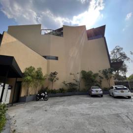 Avanee Hotel: Mawanella şehrinde bir otel
