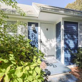 Stay On The Cape Renovated Cape Cod Home Steps to Beaches