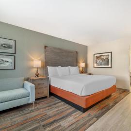 Best Western Plus King's Inn and Suites، فندق في كينغمان