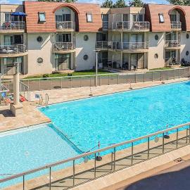 Amazing Apartment In Bredene