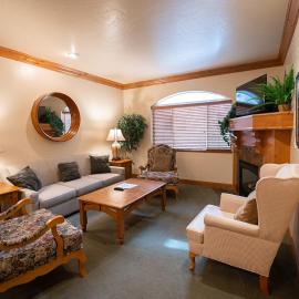 Family-Friendly Zermatt King Villa with Kitchen Near Park City - #1072, hotell i Midway