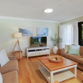 Hear The Waves - Enjoy The Sea Breezes, Hotel in Avoca Beach