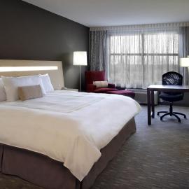 Novotel Montréal Aéroport, hotel en Dorval